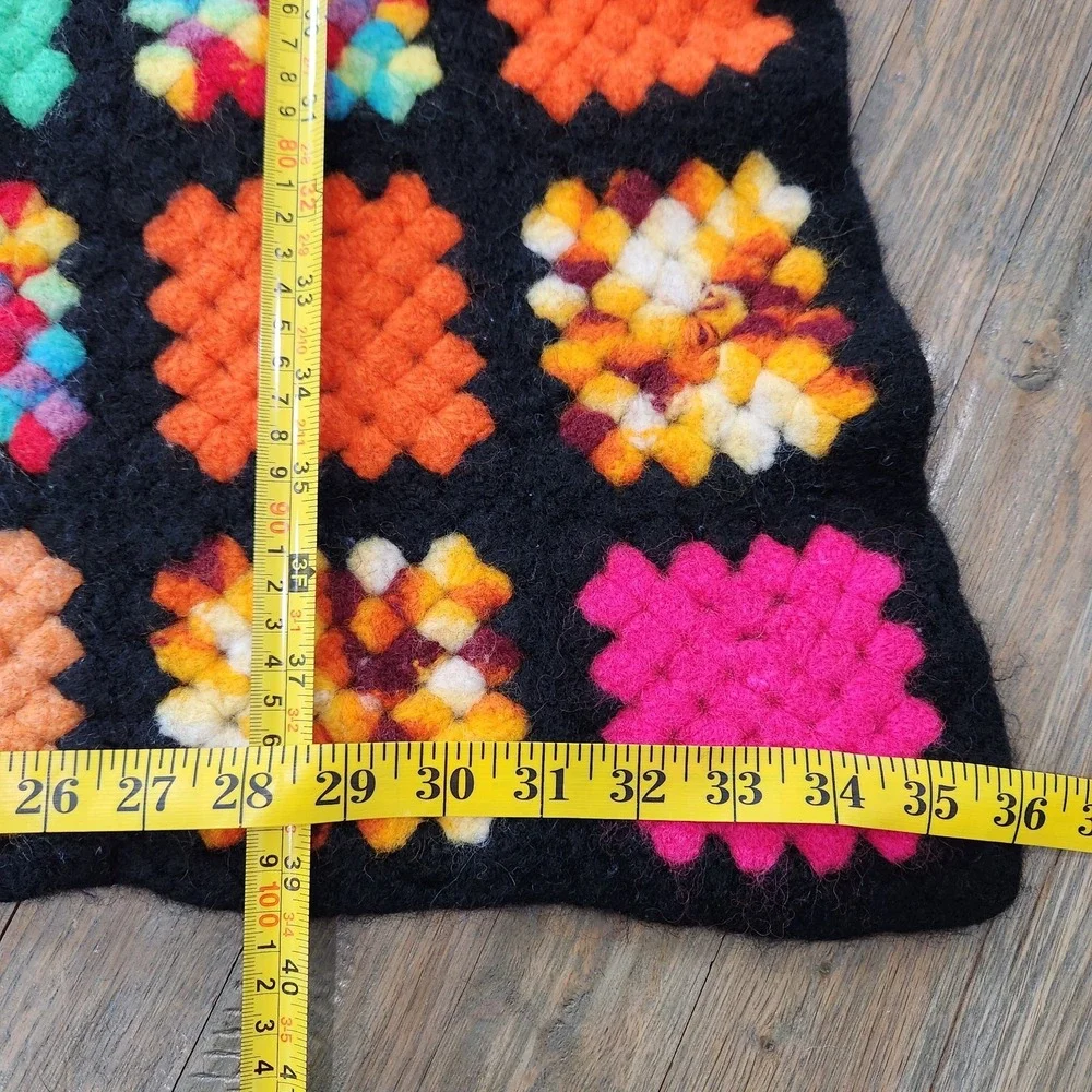 Vintage Handmade WOOL‎ Granny Square Afghan Lap Blanket Crochet Throw Black